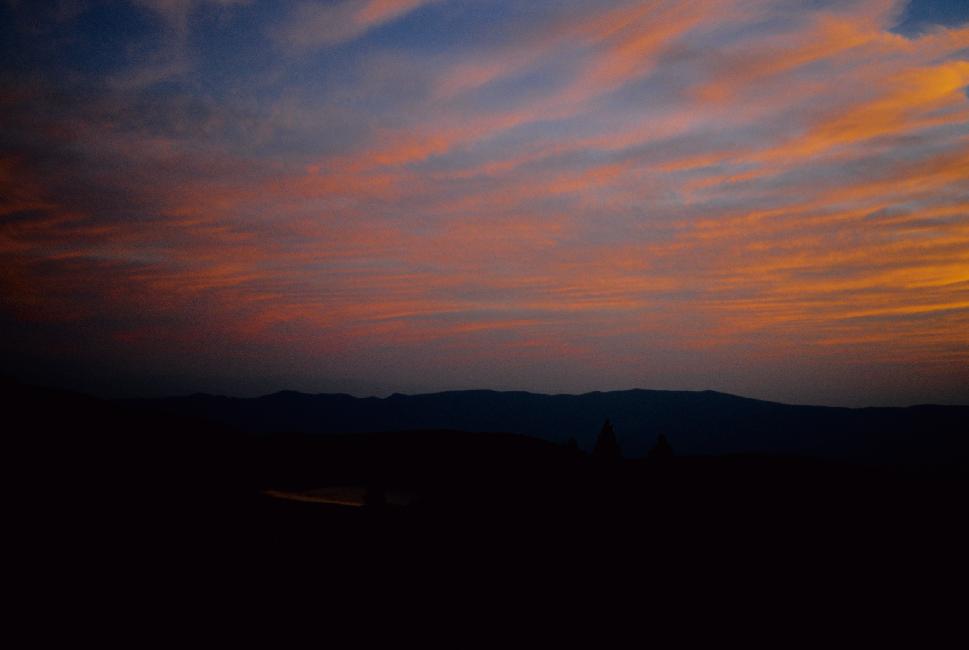 Coucher de soleil dans la caldeira de l'Aso
