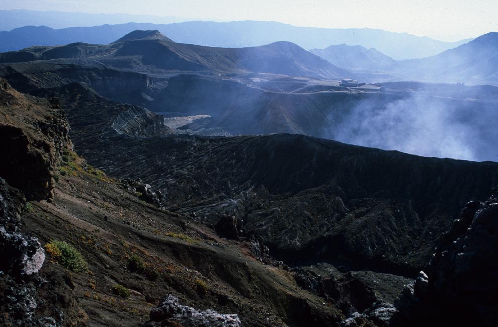 Le cratère du Naka Dake