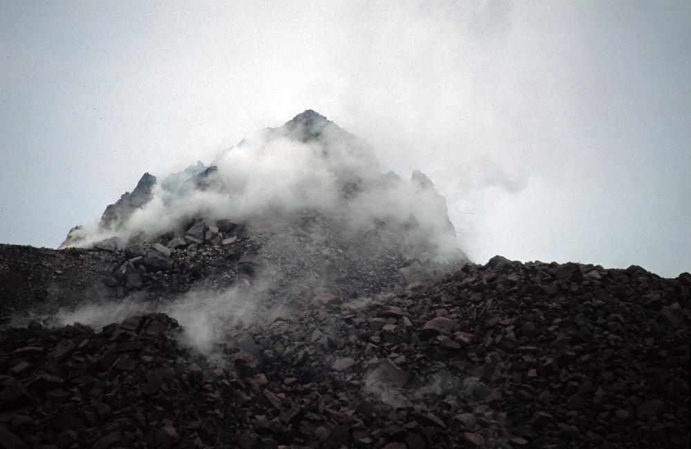 Fumerolles, au sommet du dôme