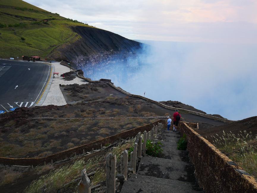 Le belvédère public, vu depuis la croix