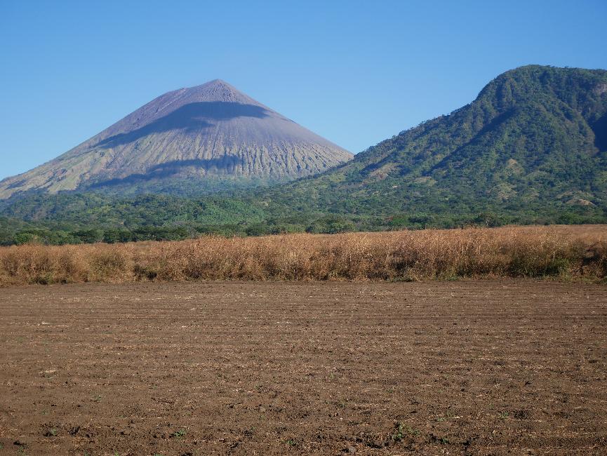 Le San Cristobal, depuis la route de Mechapa