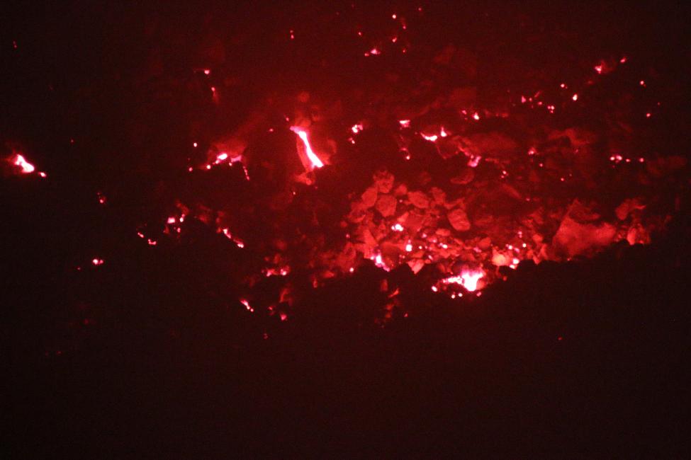 Fond du cratère... la nuit