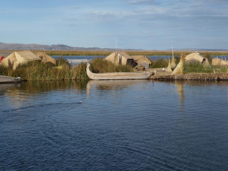 Lac Titicaca ; îles flottantes (Uros)